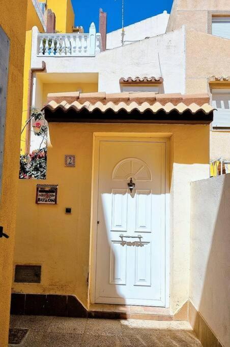 Ferienwohnung Mar Azul Adosado, Patio Y Solarium Torrevieja Exterior foto